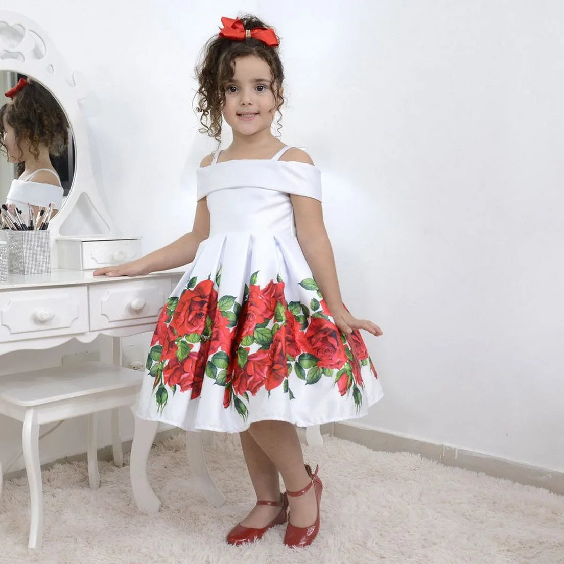 fitted lace wedding dress Danyal Red Anemone Floral Print Mini Dress main image 1